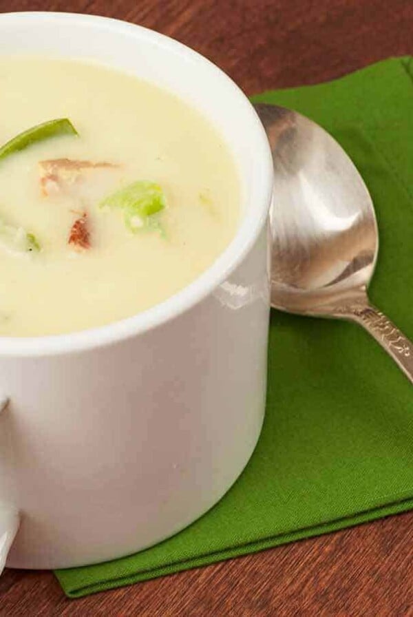 Creamy Cabbage, Leek and Potato Soup