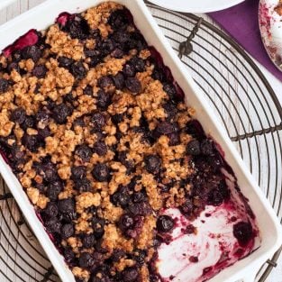 Easy Blueberry Crisp
