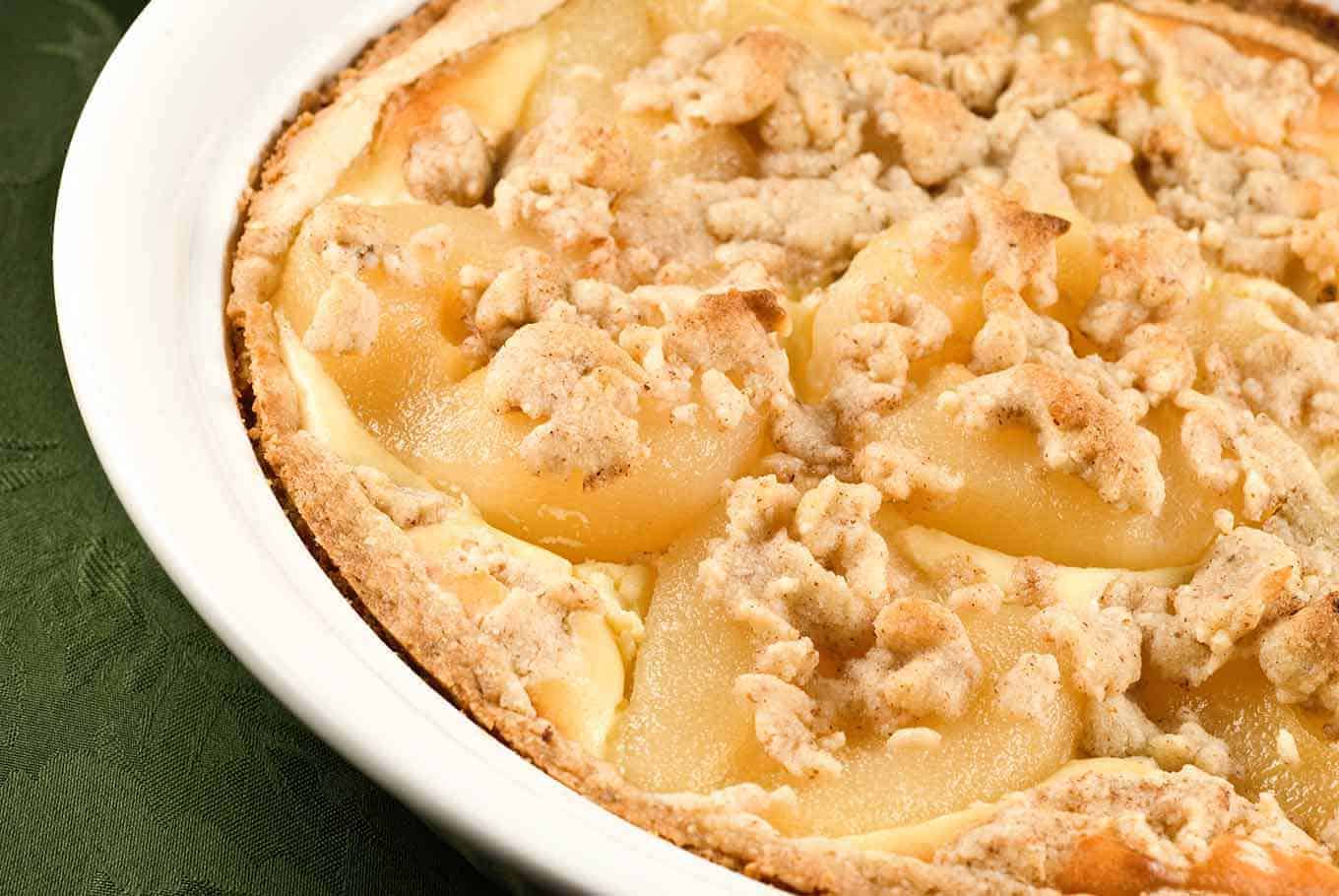 Pear Cheesecake Pie