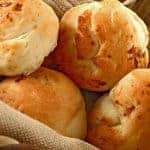 Roasted Garlic Knots