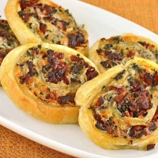 Sun-Dried Tomato and Spinach Wheels